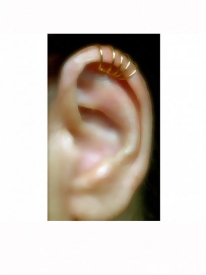 Ear Cuff, Fake Ear Cuff, Gold or Silver Tone Cartilage Earring, Faux Ear Cuff, Five hoops Ear Cuff, Conch Piercing Looks, Cartilage Fake Piercing, Silver  Ear Cuff, Gold Ear cuff.